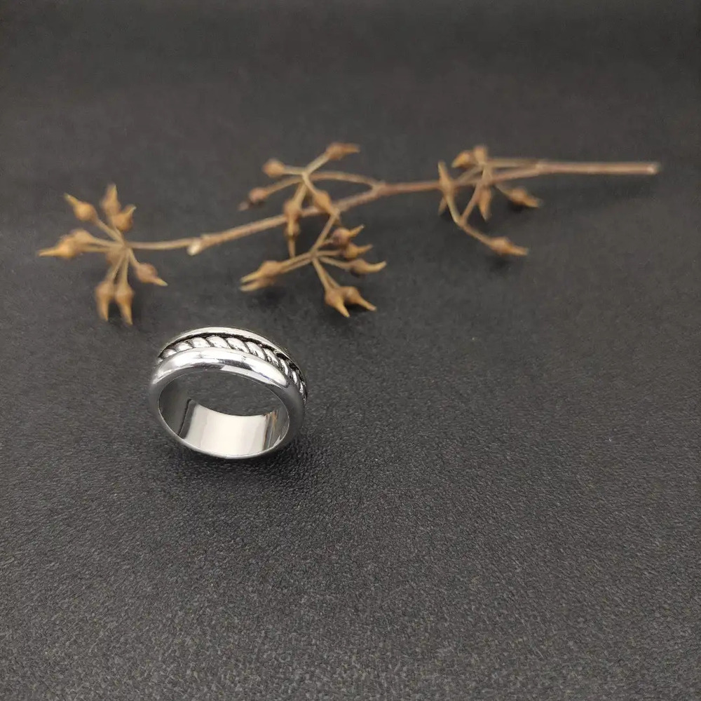 David Yurman Plain Button Ring - Picture 8 of 8